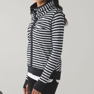 Lululemon Athletica In A Cinch Long Sleeve Tee - Heathered Black Stripes